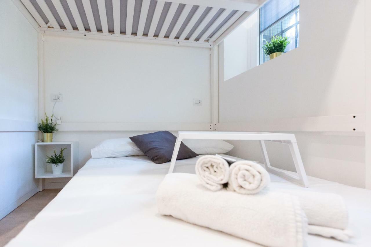 Apartment Bocconi 1 Milan Bagian luar foto