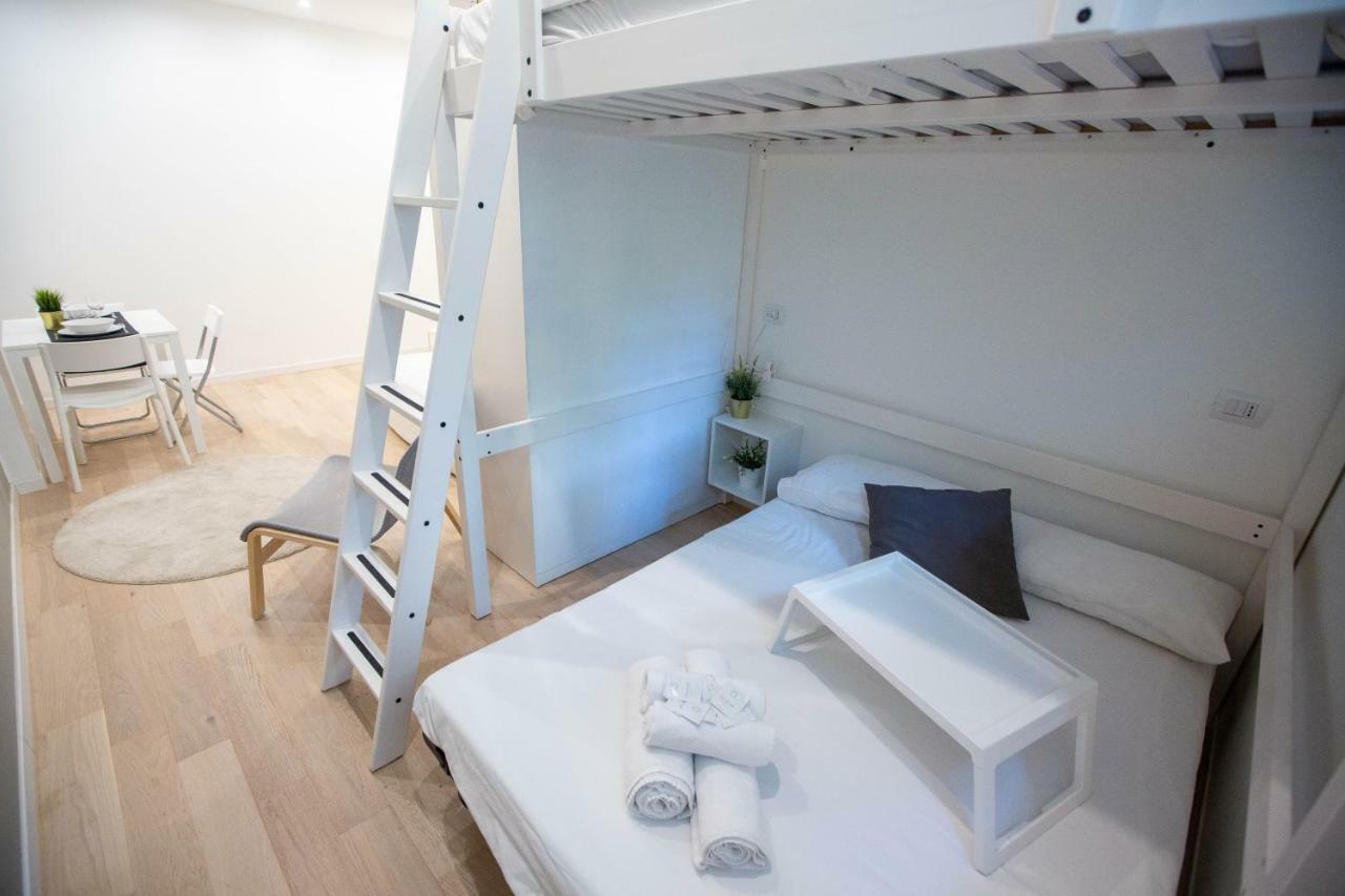Apartment Bocconi 1 Milan Bagian luar foto