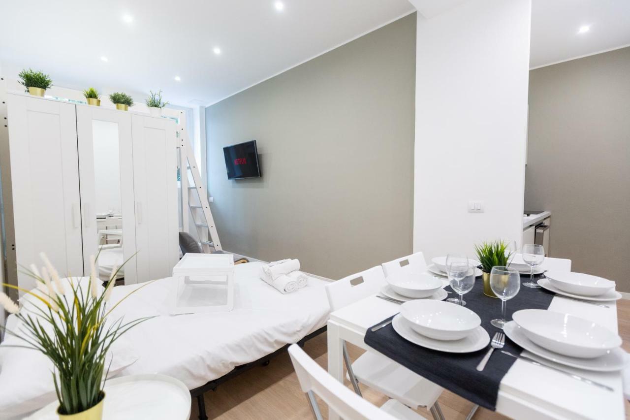 Apartment Bocconi 1 Milan Bagian luar foto