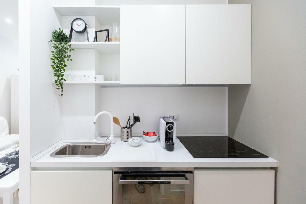 Apartment Bocconi 1 Milan Bagian luar foto