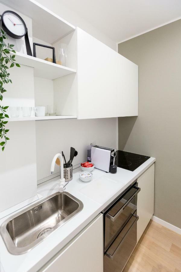 Apartment Bocconi 1 Milan Bagian luar foto
